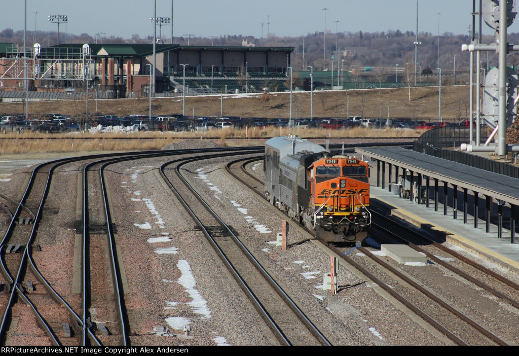 BNSF 7049